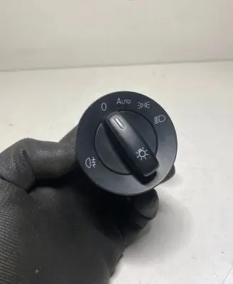Volkswagen Golf Plus Light switch 3C8941431