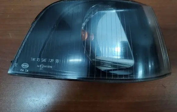 Volvo S40, V40 Front indicator light 
