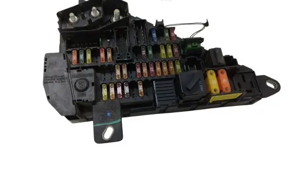 BMW 5 E60 E61 Fuse module 6906603 6906588 690658808