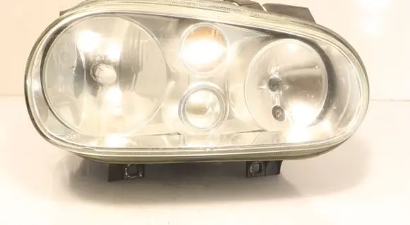 Volkswagen Golf IV Headlight/headlamp