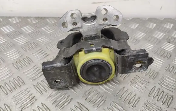 Citroen DS3 Engine mount bracket 9681706580 9680138380