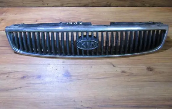 KIA Clarus Front grill