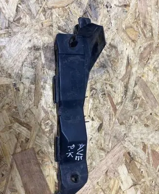 Toyota Avensis T250 Front bumper mounting bracket 5253605020