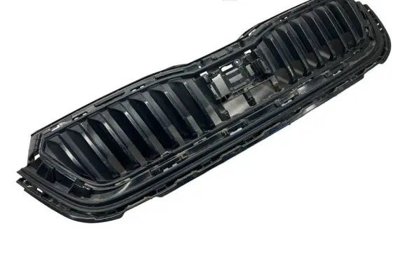 Skoda Scala Front grill 657853653A