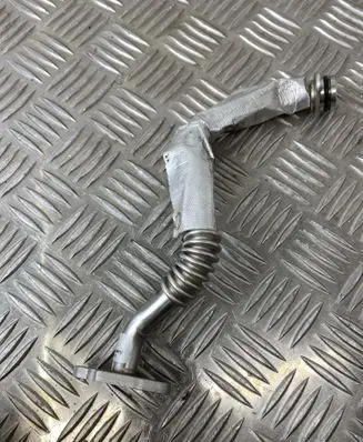 Skoda Kodiaq Turbo turbocharger oiling pipe/hose 03N145735H