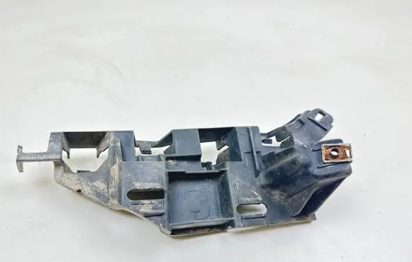 Peugeot 307 Front bumper mounting bracket 9653426980