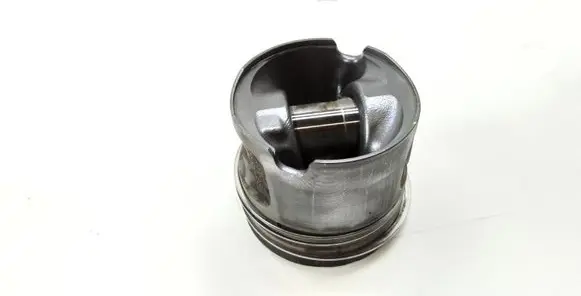 Piston