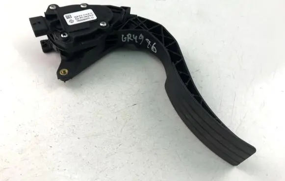 Renault Clio IV Accelerator throttle pedal bracket 180029347R