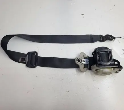 Nissan Leaf I (ZE0) Front seatbelt 627160201A 01110113