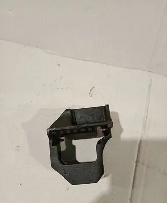 BMW 1 E81 E87 Radiator mount bracket 171175264439