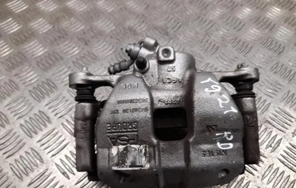 Fiat 600 Front brake caliper 