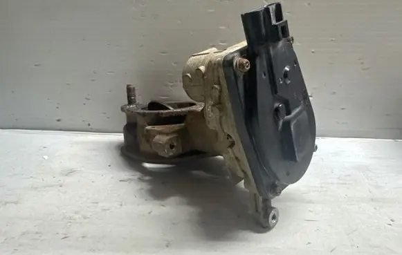 Subaru Outback (BS) Throttle valve 14452AA010