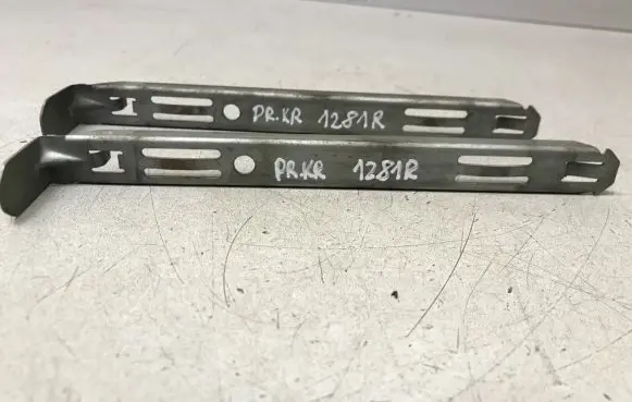 Volvo XC90 Headlight/headlamp mounting bracket 8637182