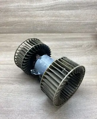 BMW 5 E39 Heater fan/blower 8372493 5399533900