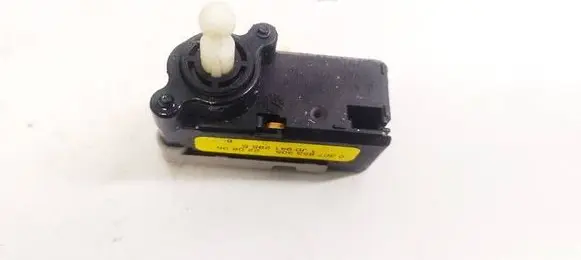 Audi TT Mk1 Headlight level adjustment motor 1j0941295e 0307853305
