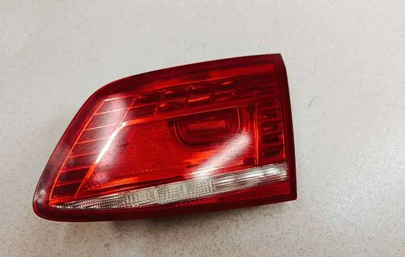 Volkswagen PASSAT B7 Tailgate rear/tail lights 3AF945308F 2SB01074702