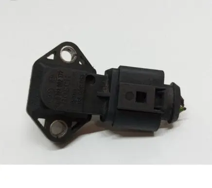 Volkswagen Golf IV Air pressure sensor 038906051 0281002177 1J0973704