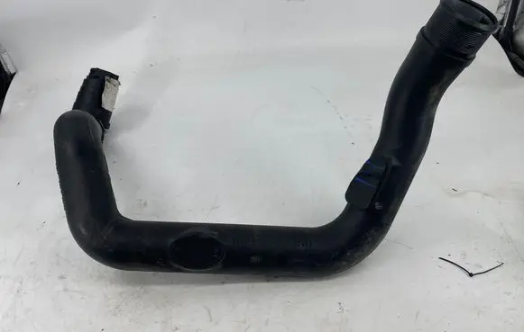 Renault Master III Intercooler hose/pipe 8200730576 8200730569