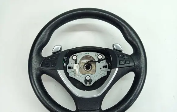 BMW X6 E71 Steering wheel 6789975 307353099E06AA 0060002760