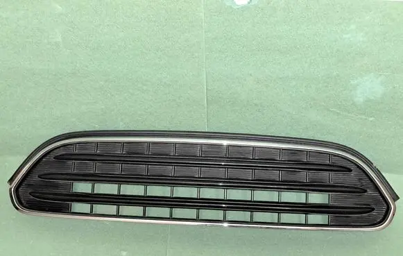 Mini Cooper Countryman F60 Front bumper upper radiator grill 7405396 7405407