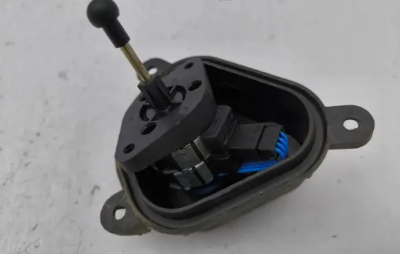 BMW X5 E53 Headlight level adjustment motor 15183200