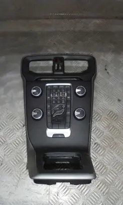 Volvo V40 Climate control unit