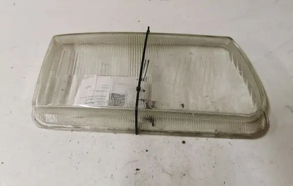 Volkswagen Polo III 6N 6N2 6NF Headlight lense 203962492