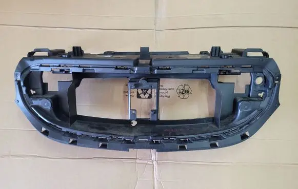 Smart ForTwo III C453 Front bumper upper radiator grill 1302842X