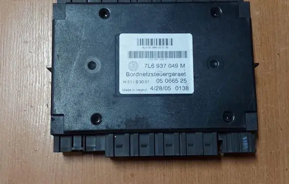 Volkswagen Touareg I Comfort/convenience module 7L6937049M