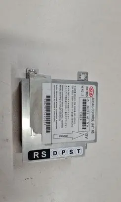 KIA Carens I Airbag control unit/module OK2FE677F0