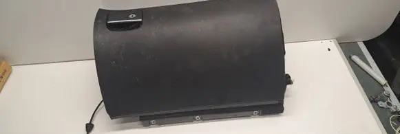 Mercedes-Benz R W251 Glove box A2516800291