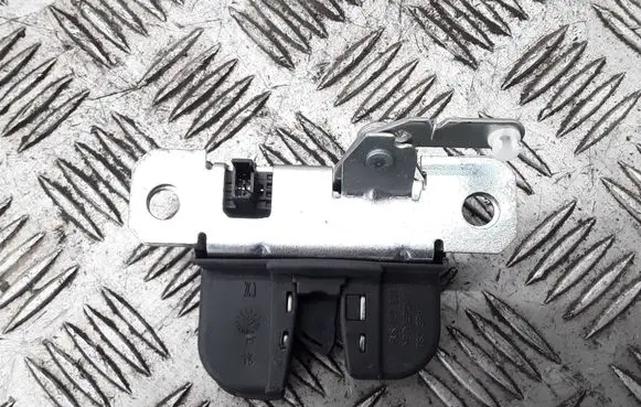 Seat Ibiza III (6L) Tailgate window lock/catch/latch 6L6827505A 6L6827505