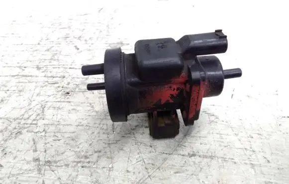 Mercedes-Benz A W168 Turbo solenoid valve A0005450527