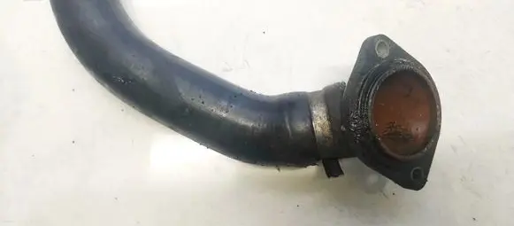 Audi A4 S4 B5 8D Engine coolant pipe/hose 048121121B