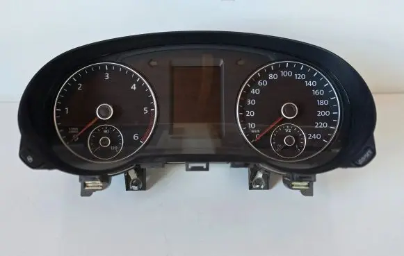 Volkswagen Sharan Speedometer (instrument cluster) 7N0920870A VDD02427 1019015662