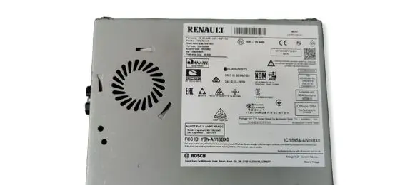 Renault Zoe Radio/CD/DVD/GPS head unit 10R058460