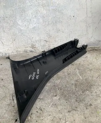 Volvo S60 (A) pillar trim A068498 31307481
