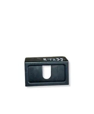 Mercedes-Benz E W211 Trunk/boot trim cover 2116900007