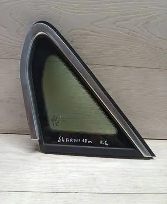 Volkswagen Sharan Front triangle window/glass 7N0845411C
