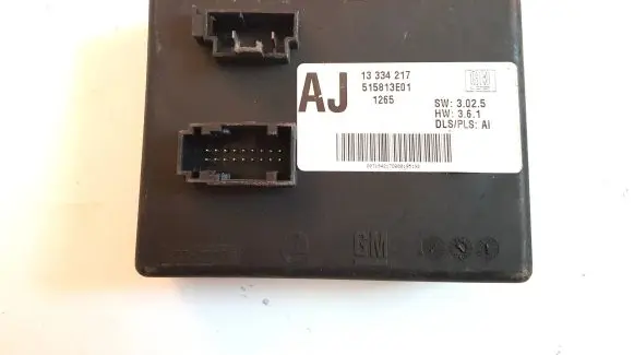Opel Insignia A Light module LCM 13334217