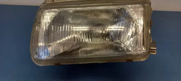 Volkswagen Polo III 6N 6N2 6NF Headlight/headlamp 084411123