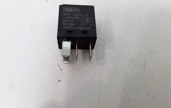 Volvo S40 Other relay 5M5T14B192AA