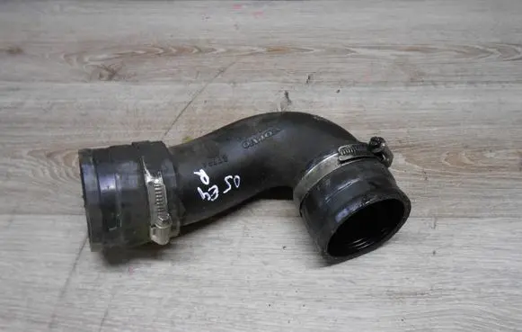 Volvo S60 Intercooler hose/pipe 30696253