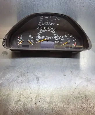 Mercedes-Benz E W210 Speedometer (instrument cluster) A2105402811