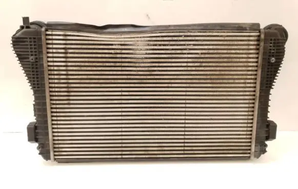 Skoda Octavia Mk2 (1Z) Intercooler radiator 1K0145803BB