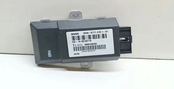 BMW 7 E65 E66 Steering rack control module 6771415 32306771415