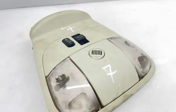 Mercedes-Benz ML W163 Front seat light A1638200835 825466