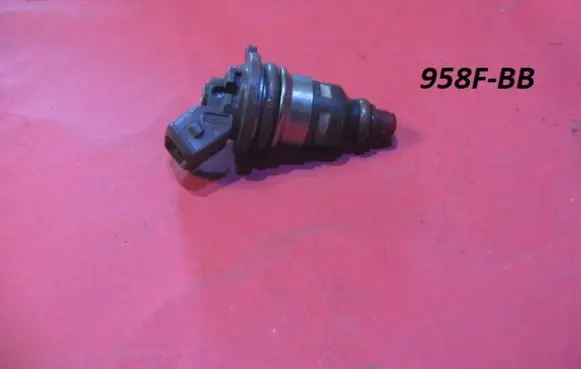 Ford Escort Fuel injector 958FBB 2771