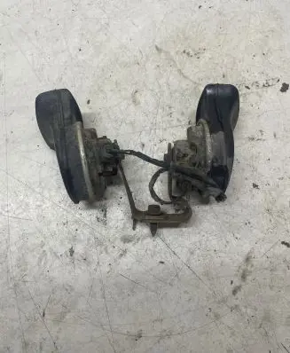 Chrysler Voyager Horn signal 4433750 4381952 0020040