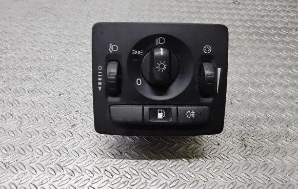 Volvo V50 Light switch 30669734